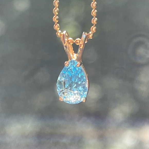 Solid 14k Yellow Gold Pear Cut Swiss Blue Topaz Pendant - Picture 1 of 2